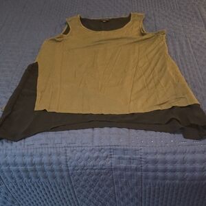 EUC WORTHINGTON OLIVE & BLACK LAYERED TANK-SIZE LARGE